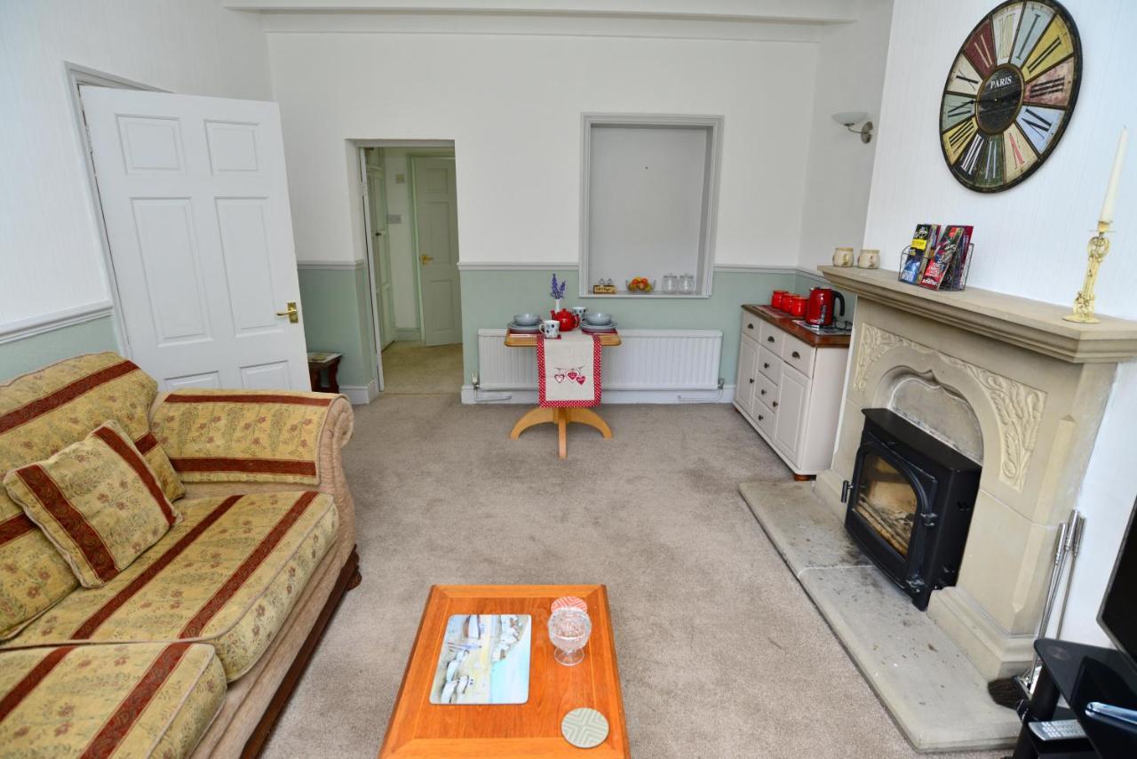 コンウィ Pentre Isaf Bed & Breakfast エクステリア 写真